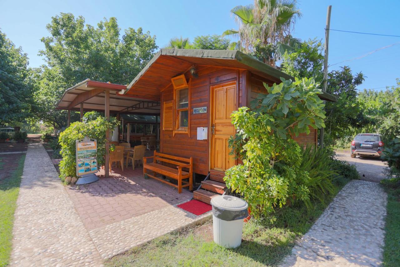 Ugur Pansiyon Bungalows Çıralı Extérieur photo