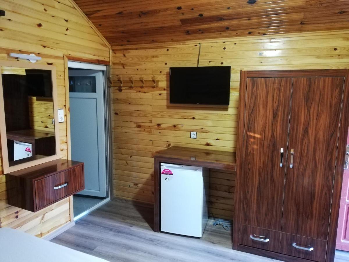 Ugur Pansiyon Bungalows Çıralı Extérieur photo